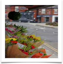 BY 5 - Lymm Flowers - Chris Beesley
